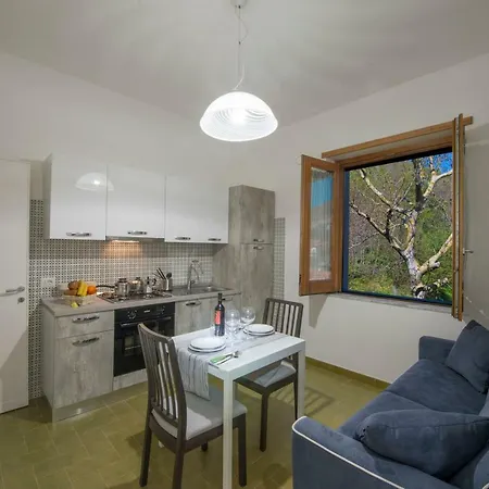 Casa Loreto, *